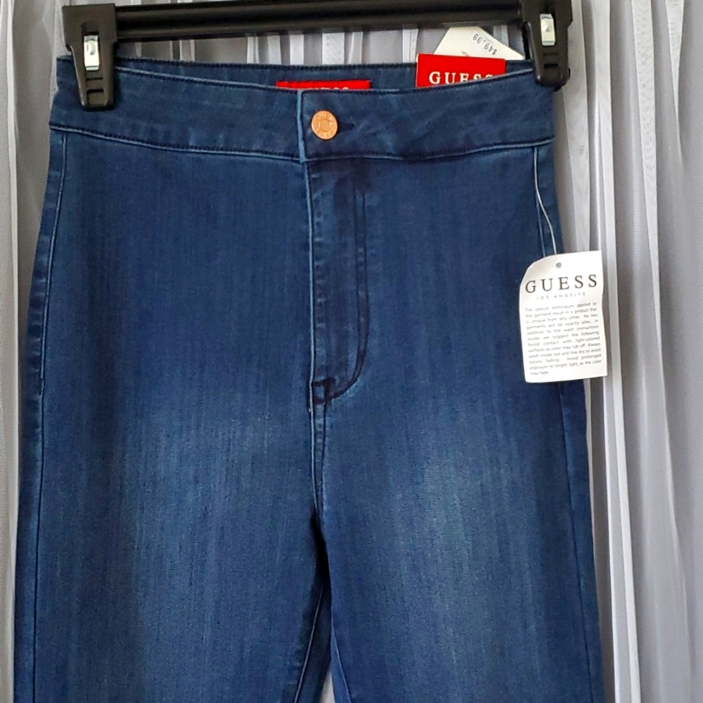Guess Los Angeles Size 24 Color: Dark Wash